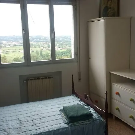 Casa Rural A Las Afueras De Holiday home Gijon